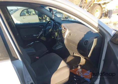 2005 Toyota Matrix Xr from USA, damaged, VIN 2T1KR32E35C320225